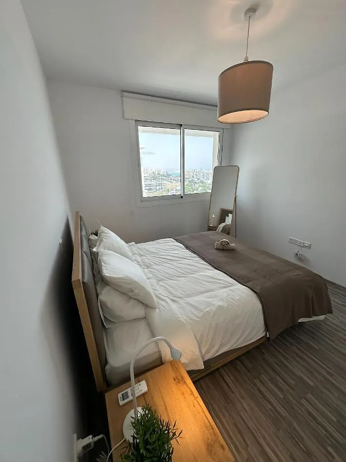 Hubstay - Seaview Pearl Suite Mackenzie By Larnaca Airport