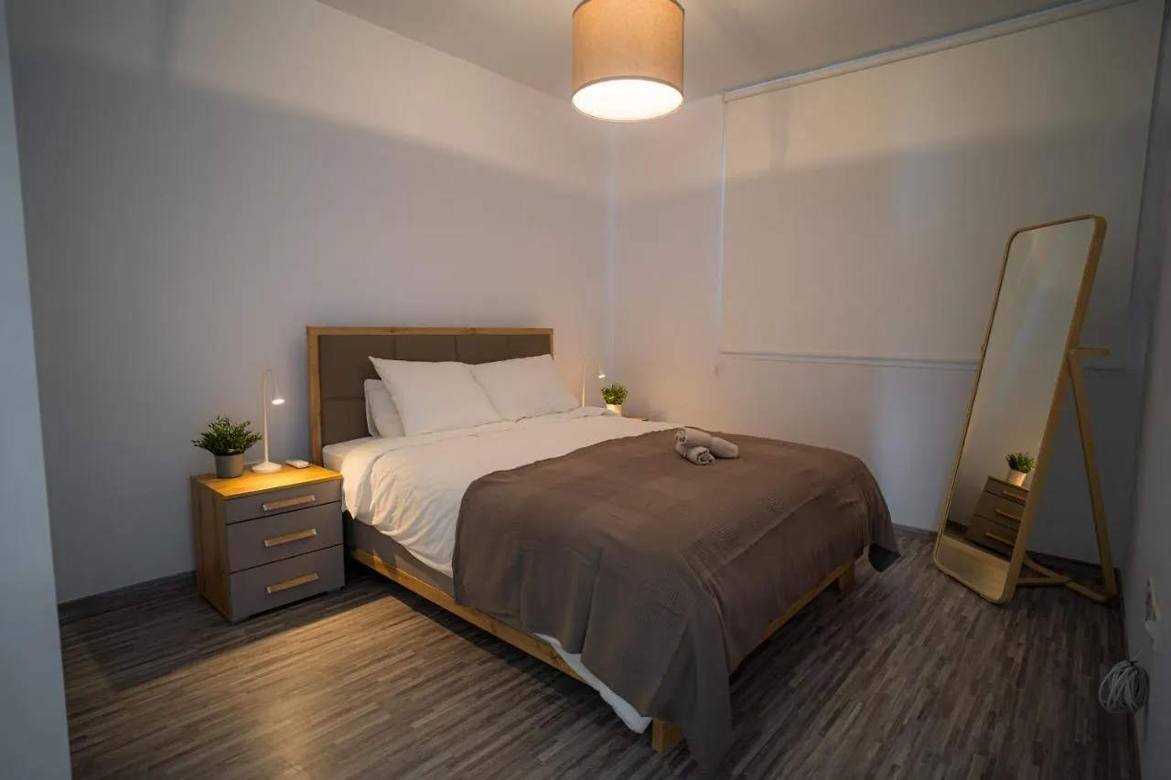 Apartment Hubstay - Seaview Pearl Suite Mackenzie By Larnaca Airport
